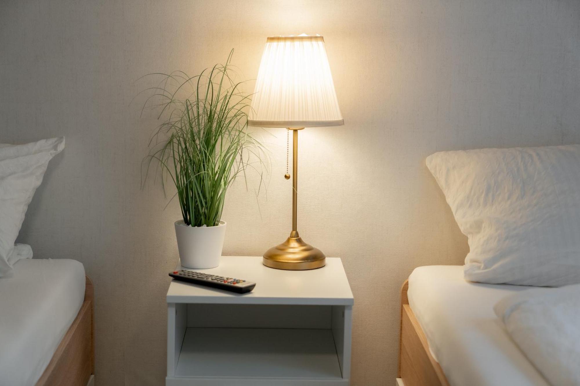 Hotel Zum Hahn Garbsen Extérieur photo