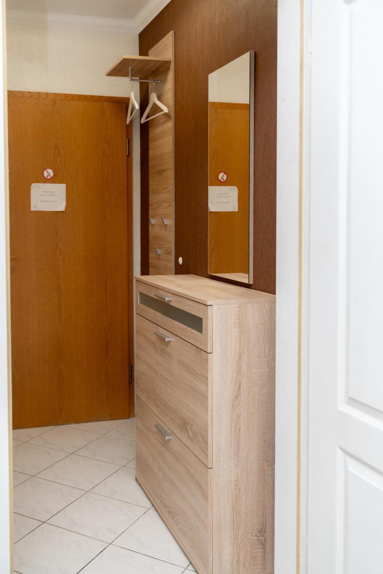 Hotel Zum Hahn Garbsen Extérieur photo